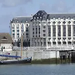 Sowell Residences Le Port شقة فندقية 3*