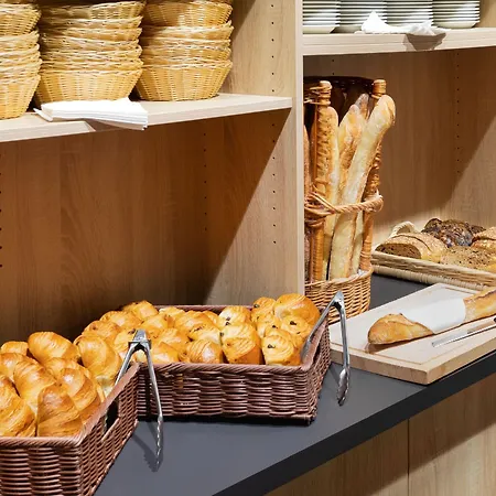 Sowell Residences Le Port Апарт-отель 3*