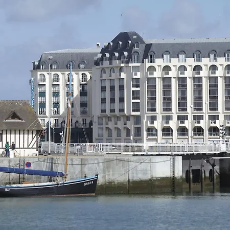 Sowell Residences Le Port Lägenhetshotell 3*