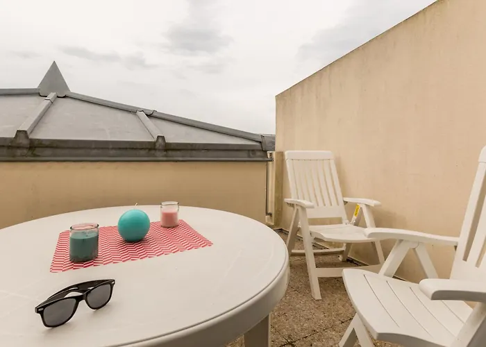 Sowell Residences Le Port 3* Трувиль-сюр-Мер