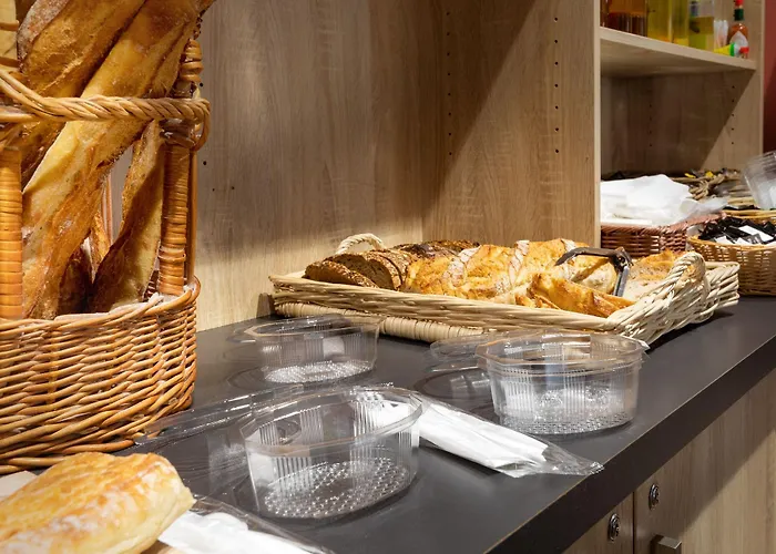 Sowell Residences Le Port Апарт-отель