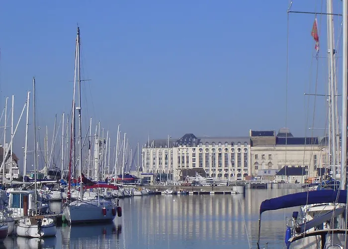 شقة فندقية Sowell Residences Le Port 3*